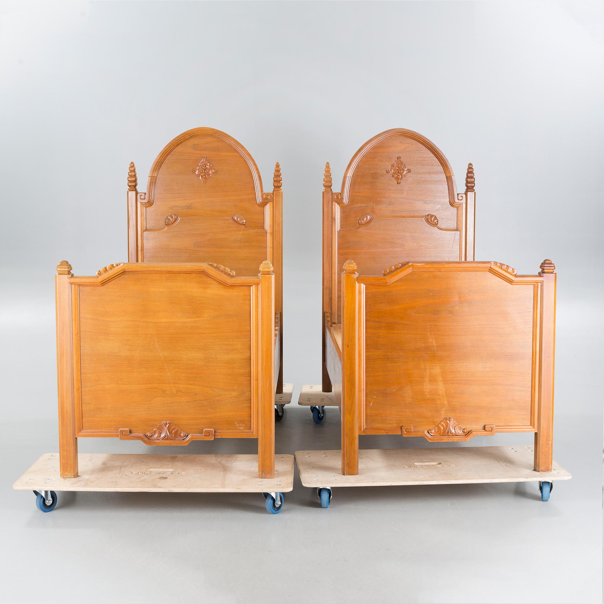 CARL CHRISTIAN CHRISTENSEN, a pair of jugend beds, signed and dated 1919.