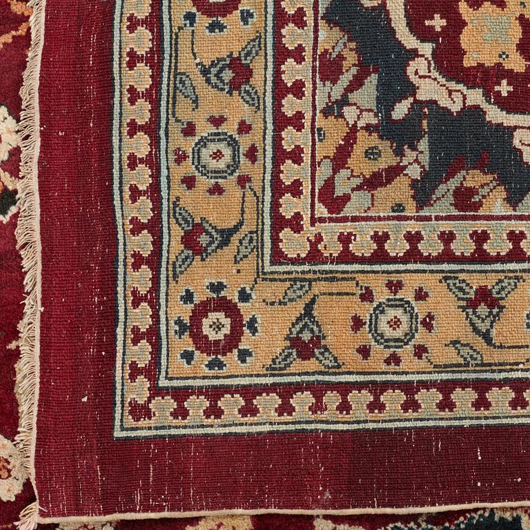 An antique Agra Carpet India, ca 527 x 443 cm.