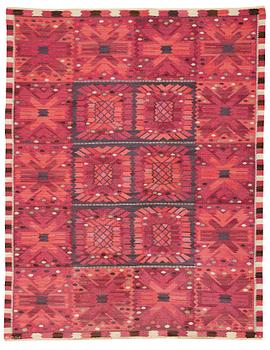 228. Barbro Nilsson, Matto, "Nejlikan röd", flat weave, ca 320-323 x 251 cm, signed AB MMF BN.