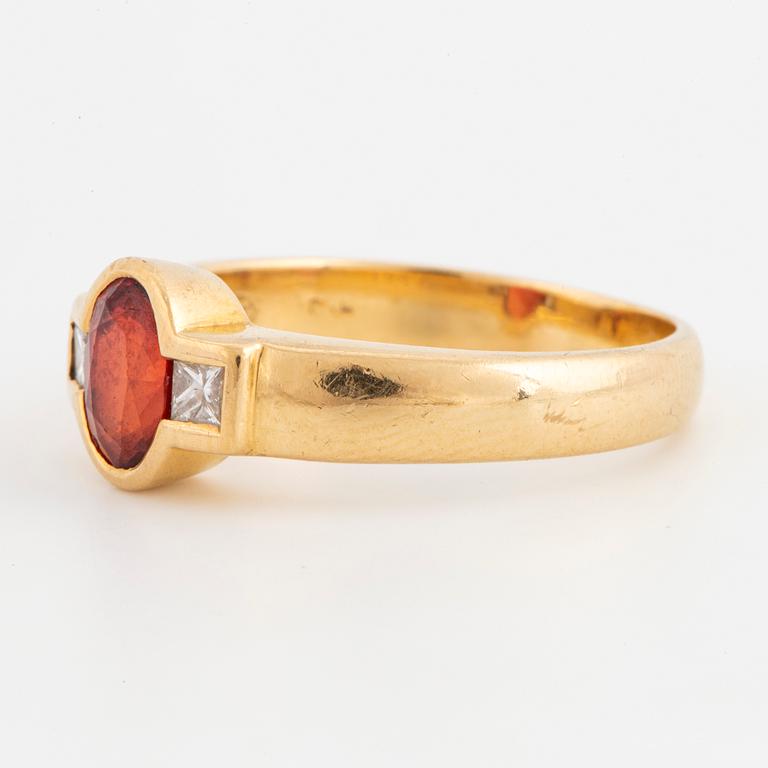 RING, 18K guld.