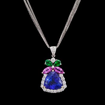 931. A tanzanite, 7.28 cts, tsavorite, pink sapphire and brilliant cut diamond pendant, tot. 1 cts.