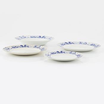 Gunnar Wennerberg, 74 pieces of a "Blåsippa" dinner service, Gustavsberg, Sweden.