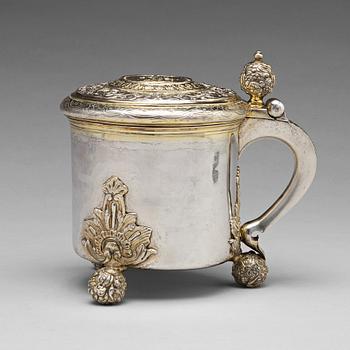 173. A Swedish 18th century parcel-gilt silver tankard, mark of Nils Dahl, Linkoping (1739-1786).