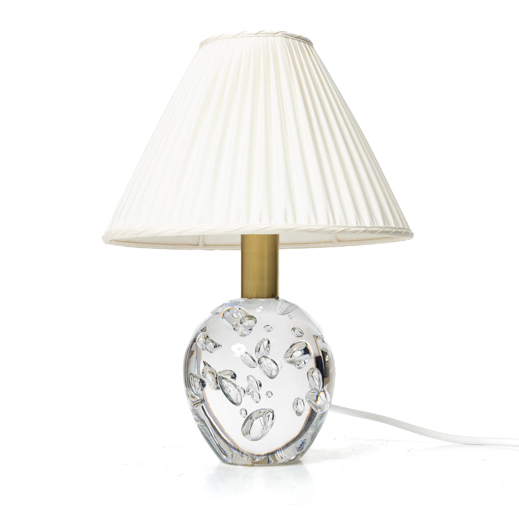 Josef Frank, bordslampa, modellnummer 1819, Reijmyre för Firma Svenskt Tenn.