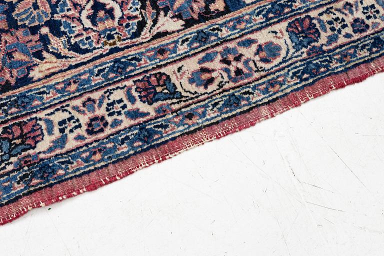 Carpet, Khorasan, approx. 210 x 200.