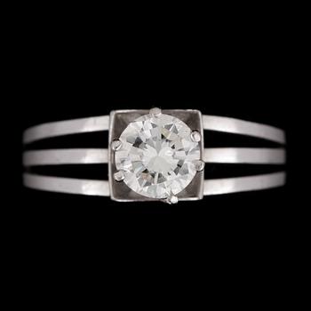 RING, 18k vitguld med briljantslipad diamant ca0,98ct. Vikt 6g.