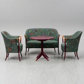 UMBERTO ASNAGO, a sofa, two armchairs and a table, 'Progetti', Italy.
