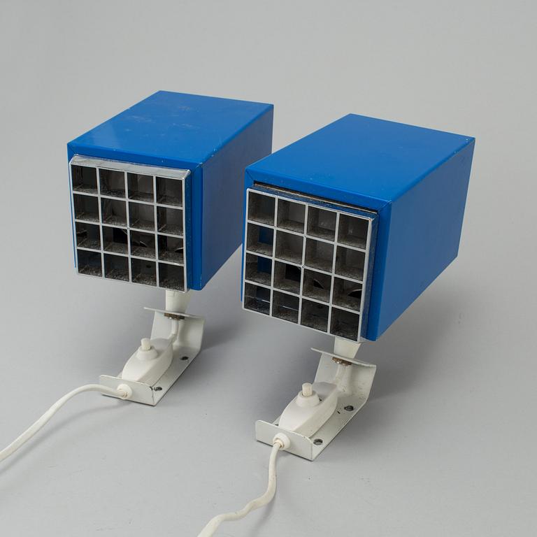 A pair of wall lamps "Elidus Kuben", by Hans Agne Jakobsson, second half of the 20th century.