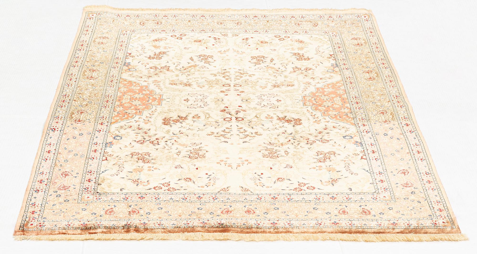 Matta, Old, silk Ghom, ca 188 x 130 cm.