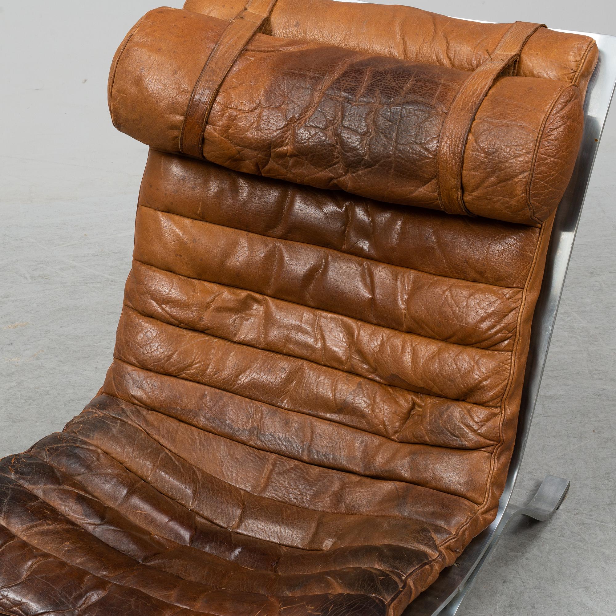 An 'Ari' easy chair by Arne Norell.