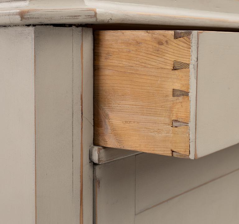 A sideboard, 19th century.