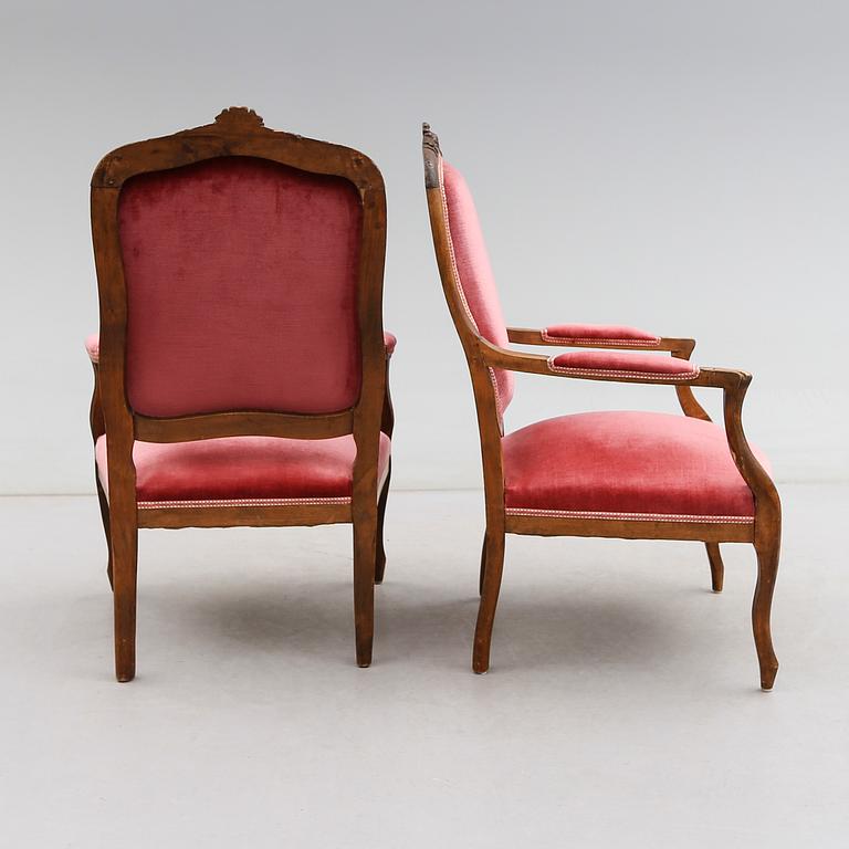 KARMSTOLAR, 1 par, rokokostil, 1900-talets första hälft.