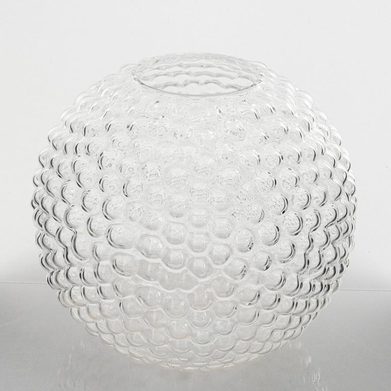 Carina Seth Andersson, vase, glass, "Dew", Svenskt Tenn.