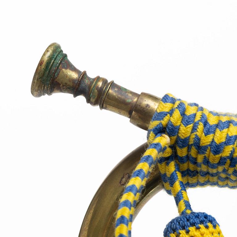 Signal trumpet, “True Sound”.