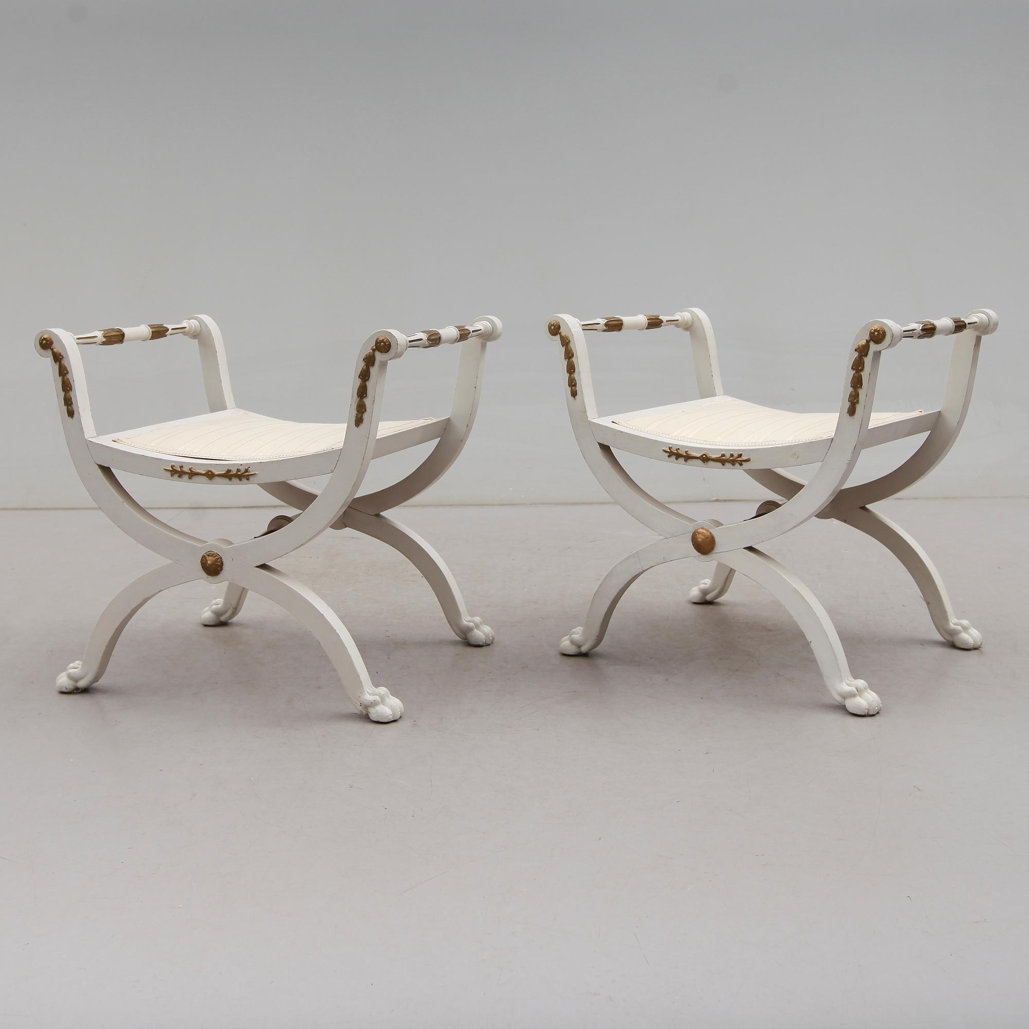 BANKETTER, 1 par, gustaviansk stil, sent 1800-/1900-tal.