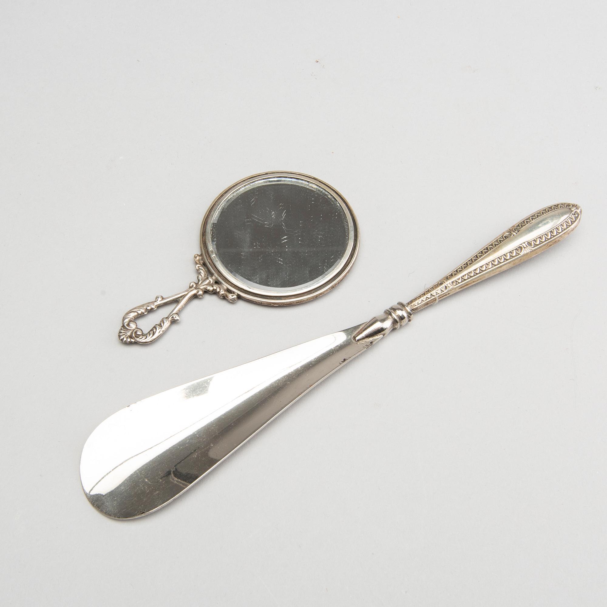 TOILETTUPPSÄTTNING 9 dlr silver 1900-talets början.