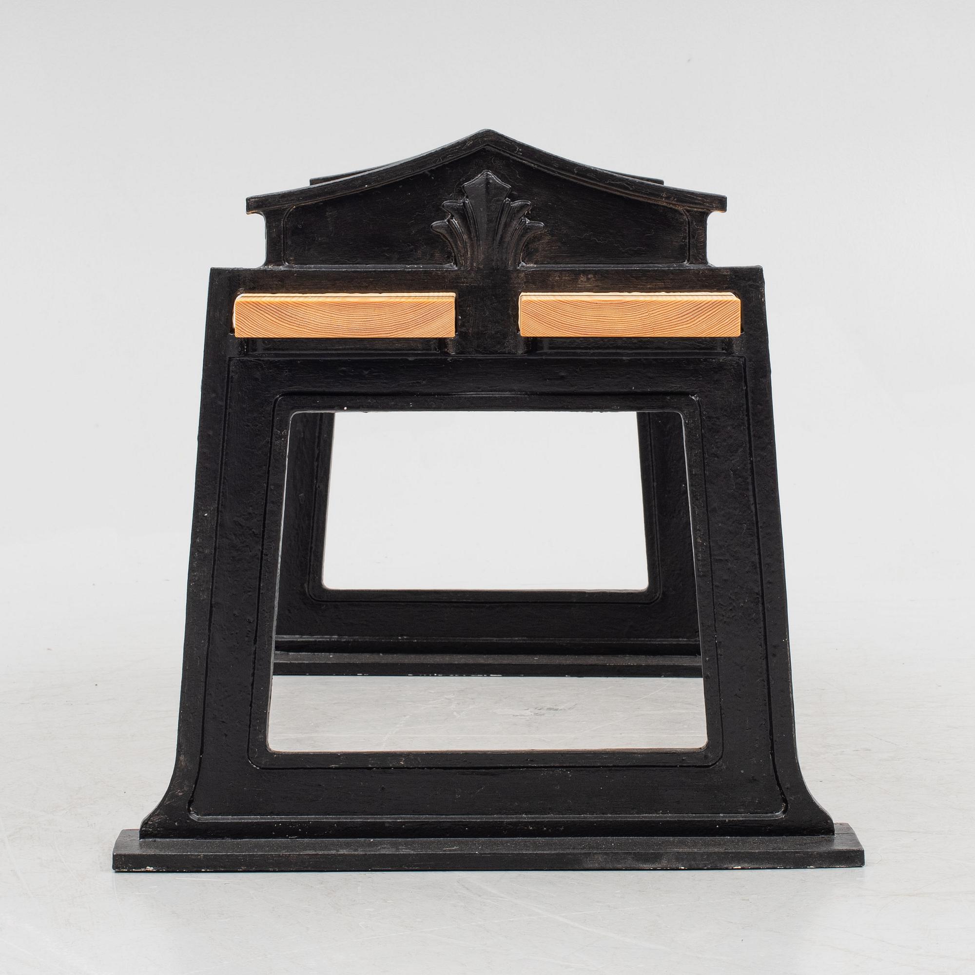 A Swedish Grace garden bench, 1920's/30's.