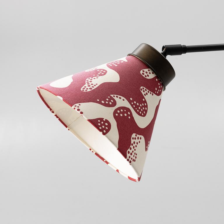 Josef Frank, a model '1840' floor lamp, Firma Svenskt Tenn.