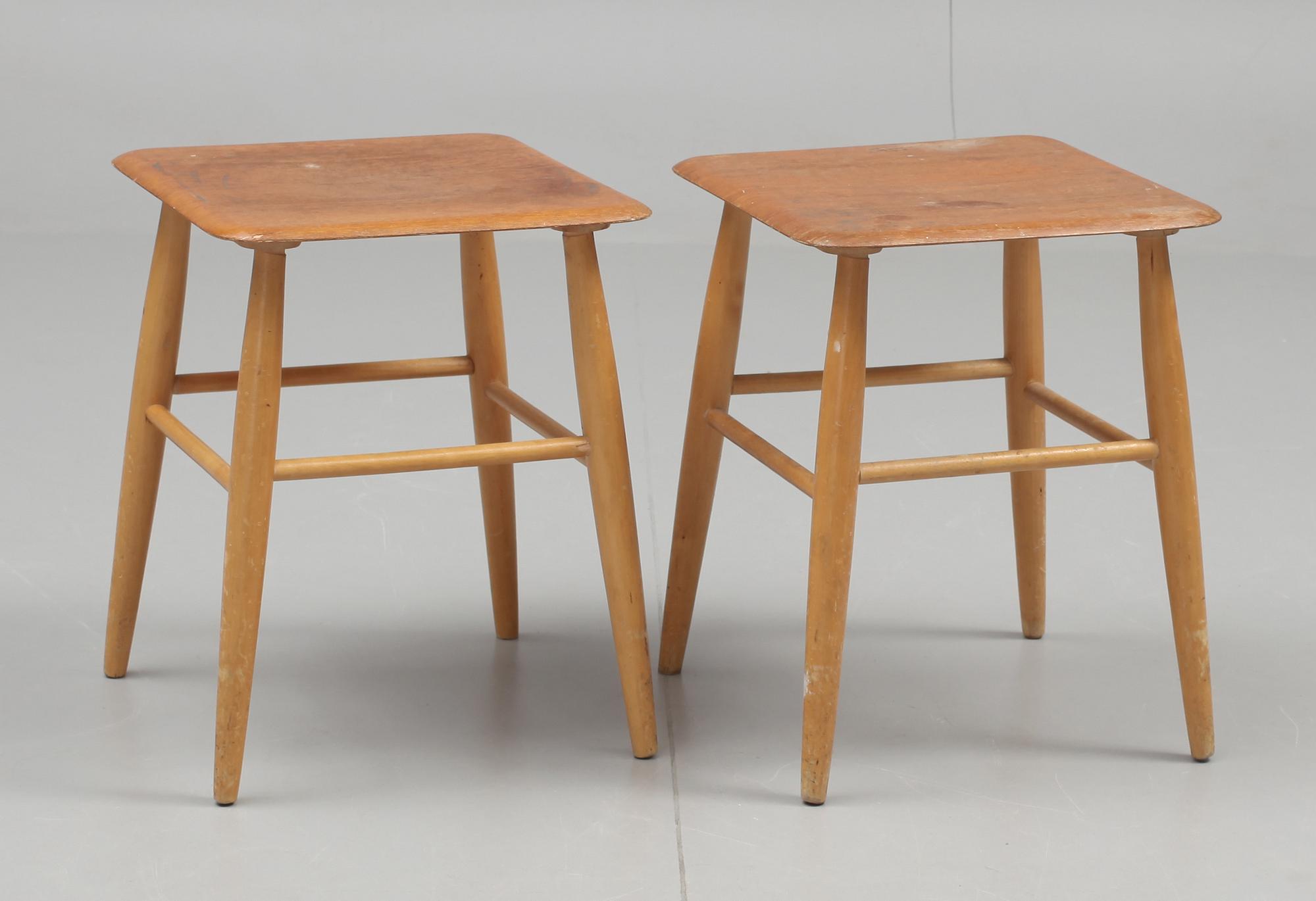 PALLAR, 2 st, "Fanett", Ilmari Tapiovaara, Edsbyverken, 1900-talets andra hälft.