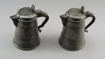 KANNOR, 2 st, tenn, otydliga stämplar, 1800-tal.