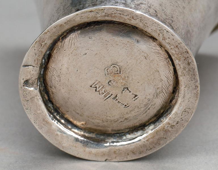 BÄGARE, silver, Johan Gustaf Björkman, Kungälv, troligen 1760. Vikt ca 29 gram.