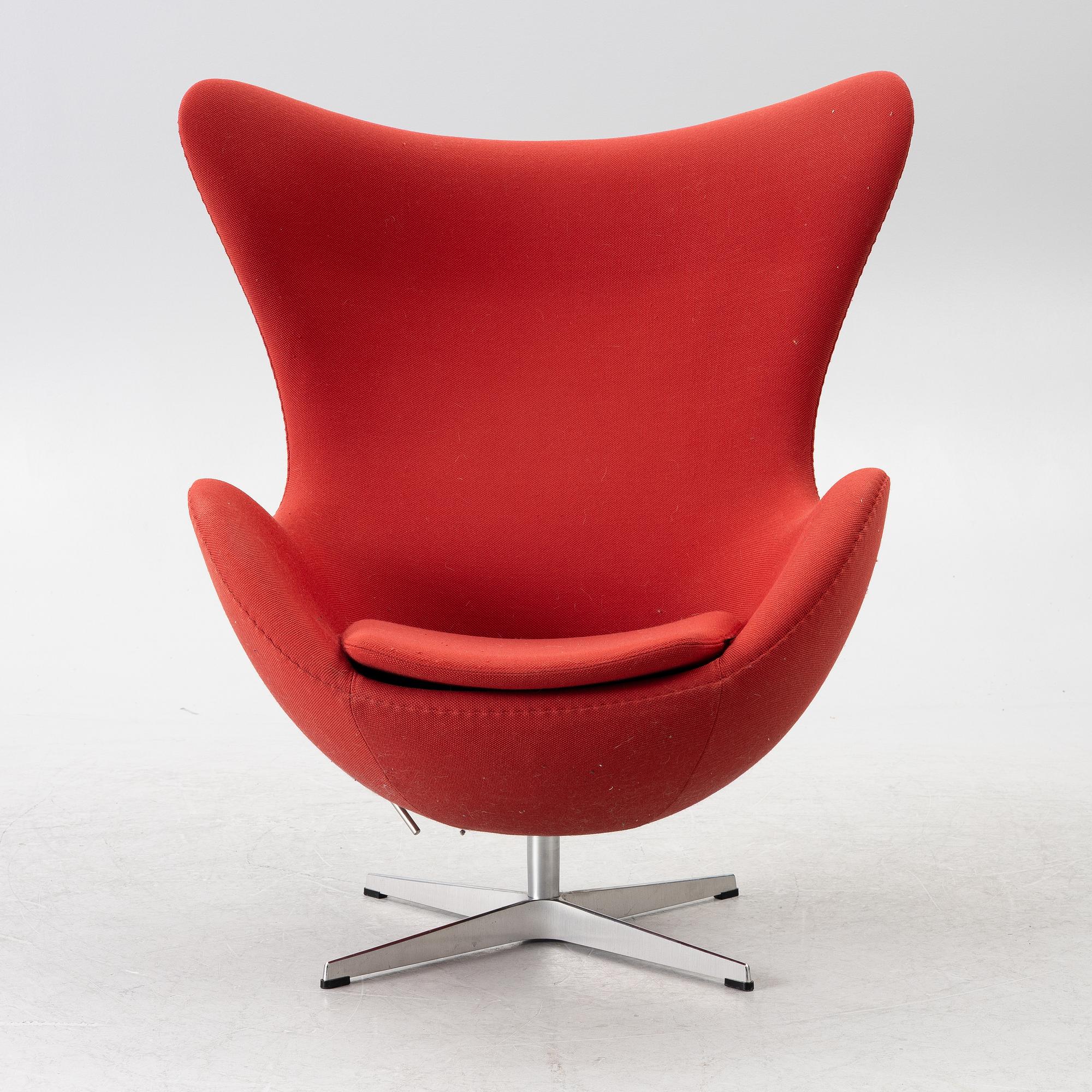 Arne Jacobsen, fåtölj "Ägget", Fritz Hansen, 2014.