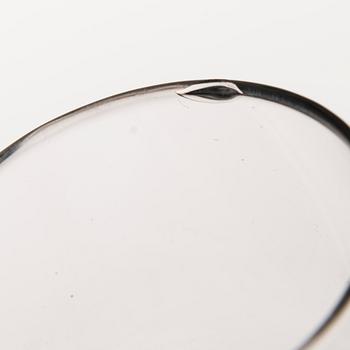 TIMO SARPANEVA, GLASSERVISDELAR OCH LJUSSTAKE, "Arkipelago", formgivna på 1970-talet, Iittala.