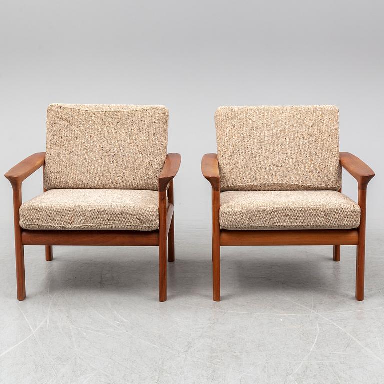 A pair of Sven Ellekaer ’Borneo’ easy chairs, for Komfort Denmark, second half of the 20th century.