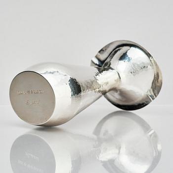 a sterling silver vase, Stockholm 1978.