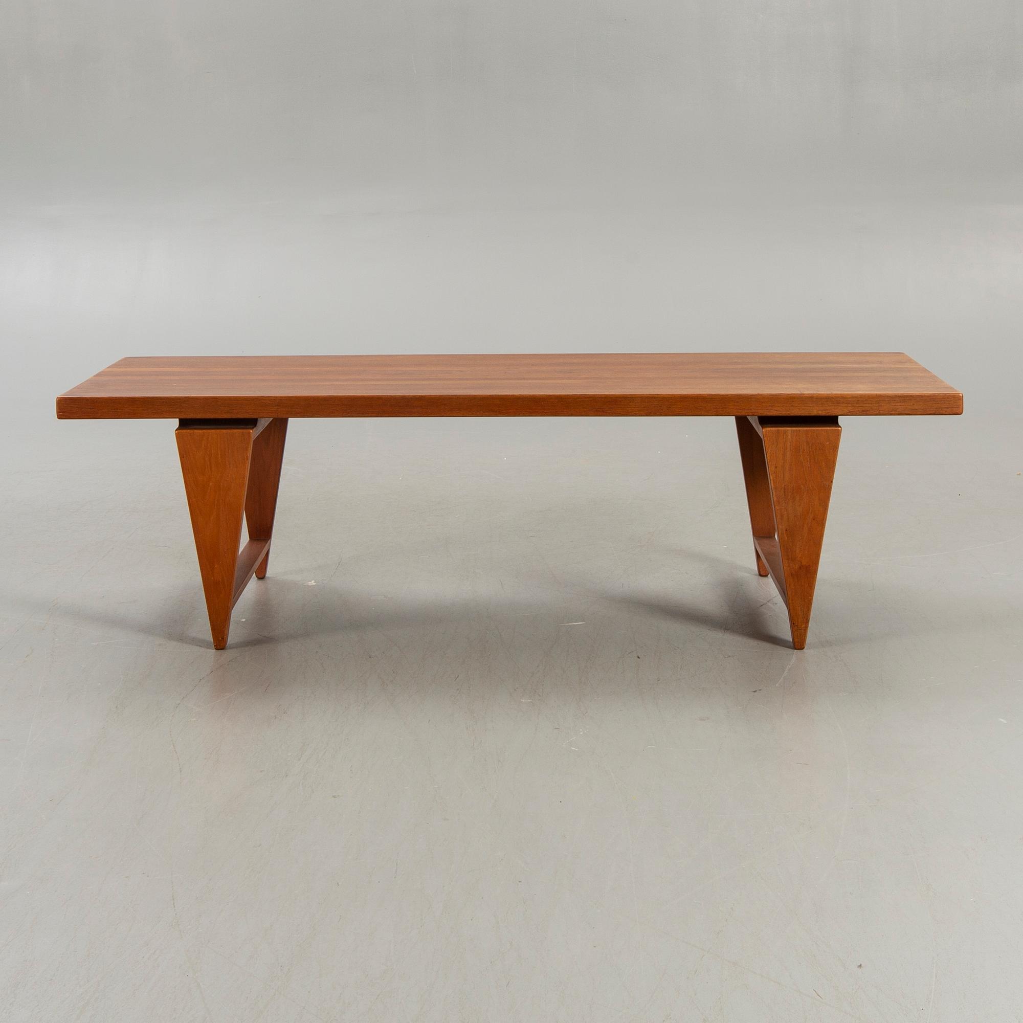 An ML 115 teak coffe table by Illum Wikkelsö Denmark later part of the 20th century.