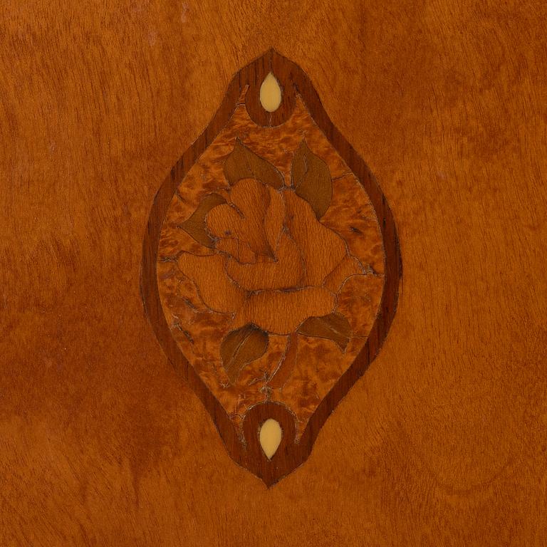 Sängbord, tidigt 1900-tal.