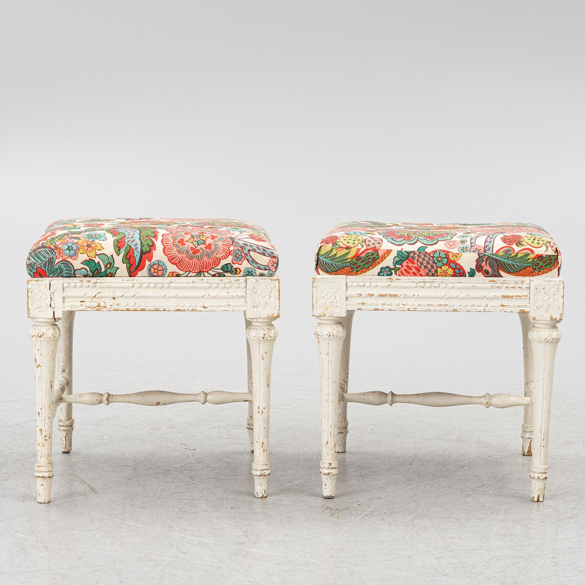 A pair of Gustavian stools, late 18th century.