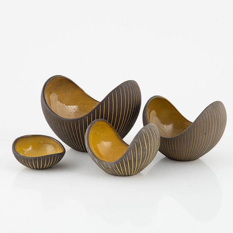 Hjördis Oldfors, a group of four 'Kokos' bowls, Upsala-Ekeby, 1954.