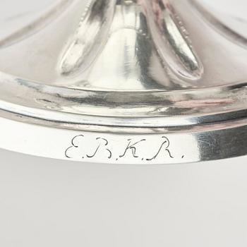 A Swedish 18th century silver sugerbowl with lid, mark of Erik Ernander, Uppsala 1791.