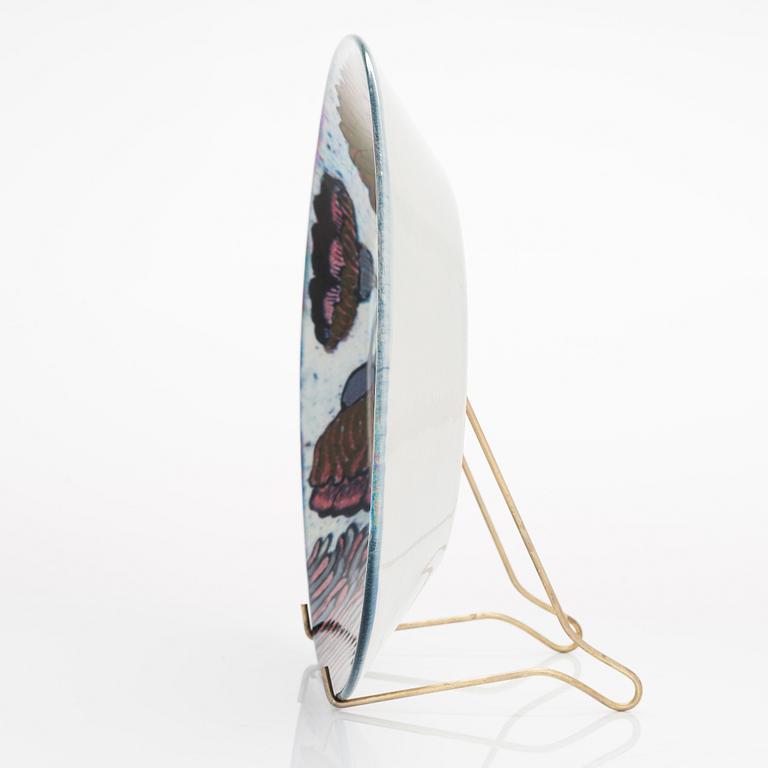 Birger Kaipiainen, a decorative plate signed Kaipiainen Arabia.