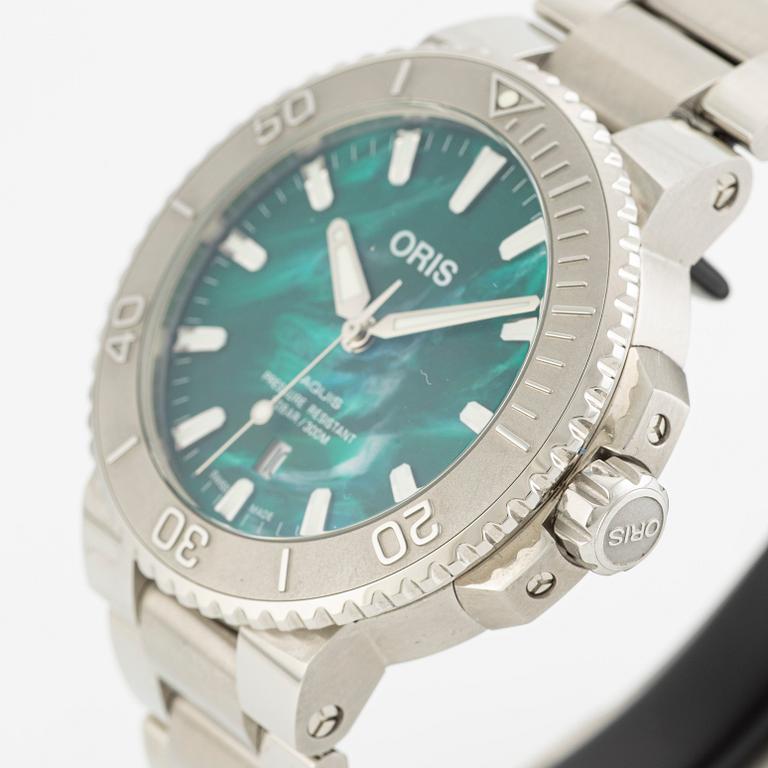 Oris X Bracenet, Aquis, "Fishing net dial", wristwatch, 43.5 mm.