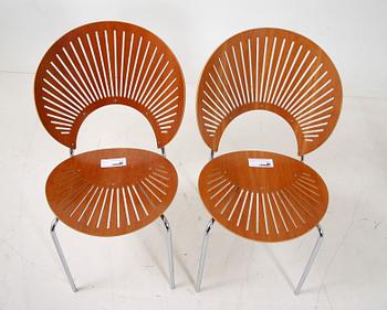 STOLAR, 2 st. Design Nanna Ditzel, Fredericia Stolefabrik, Danmark. Modell 3298 serie 298.