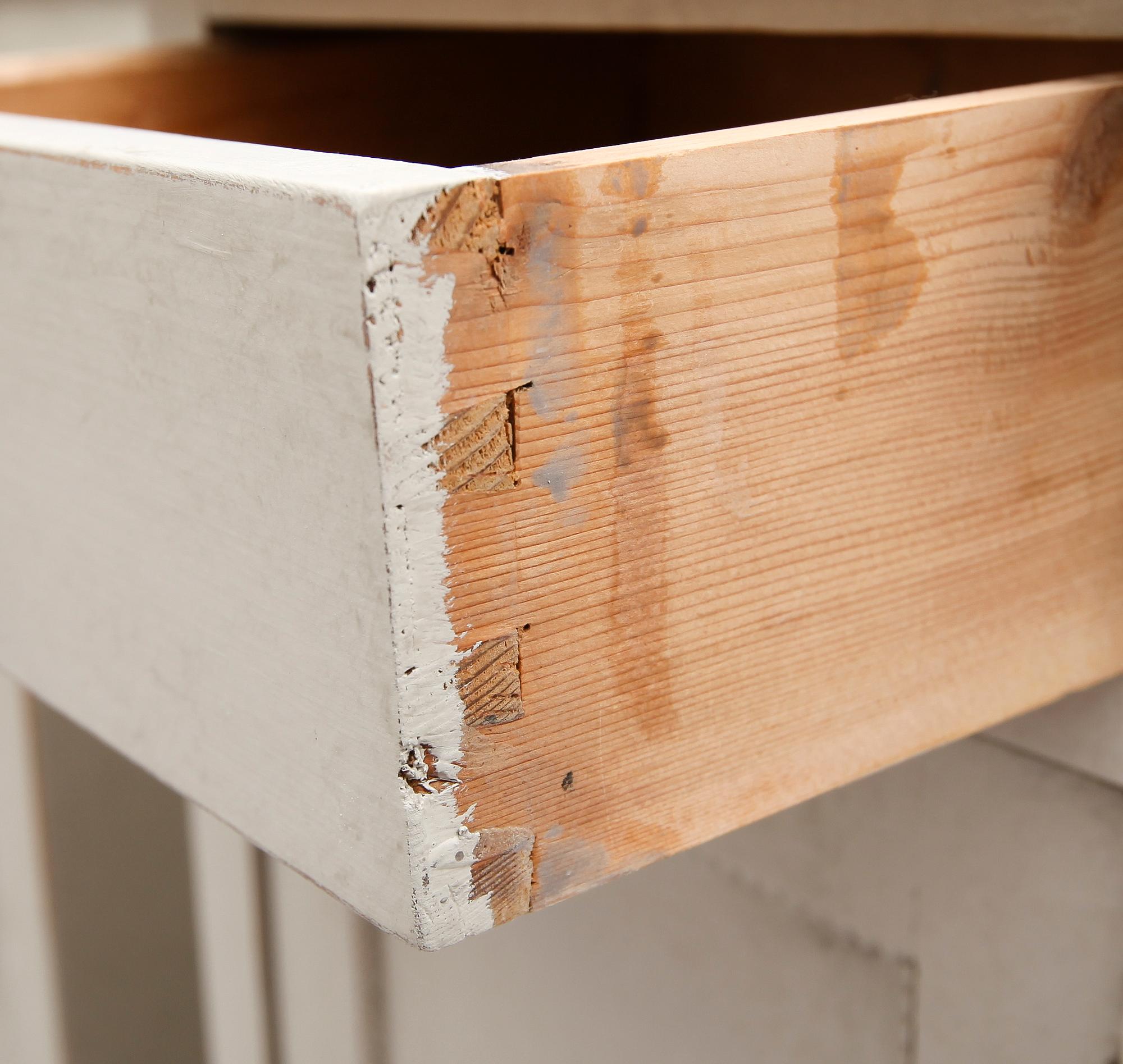 SÄNGBORD, 1 par, 1900-talets första hälft.