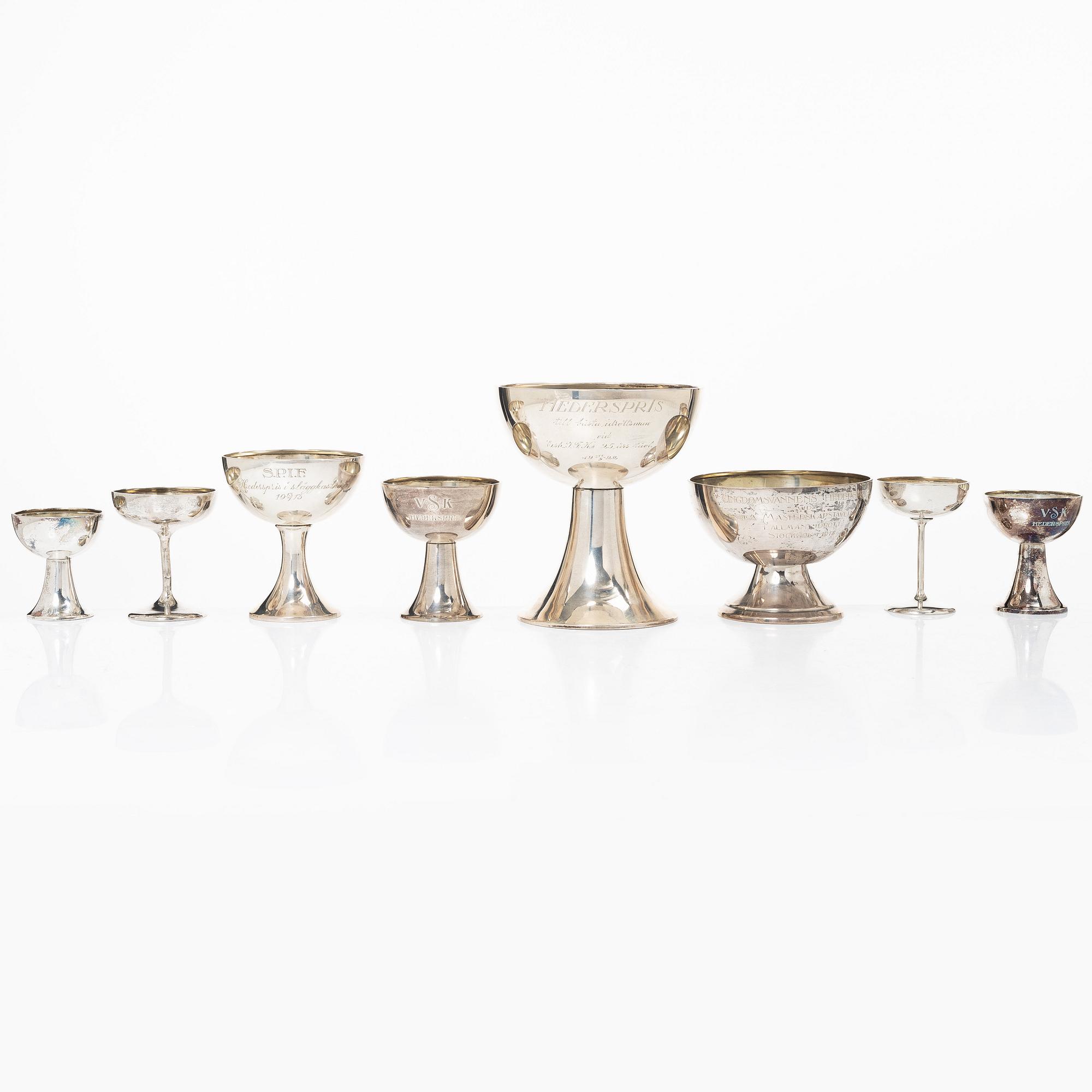 Eight Swedish silver cups/bowls on foot, with marks including GAB, Stockholm 1921.