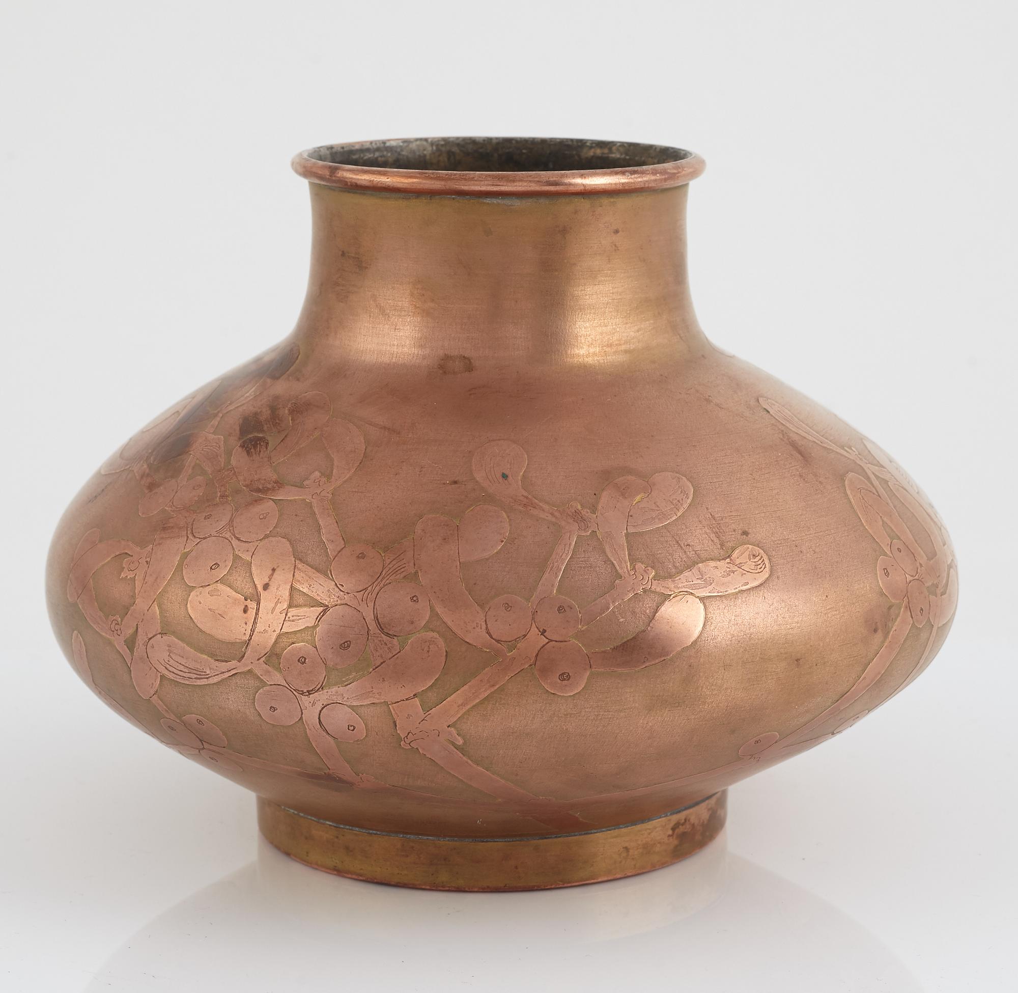 Carl Hjalmar Norrström, an Art Nouveau vase, dated 1902.