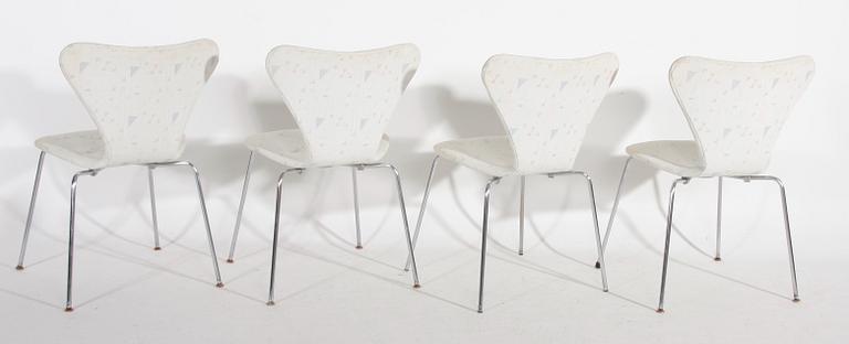 STOLAR, 8 st. "Sjuan". Arne Jacobsen, Fritz Hansen. Danmark.