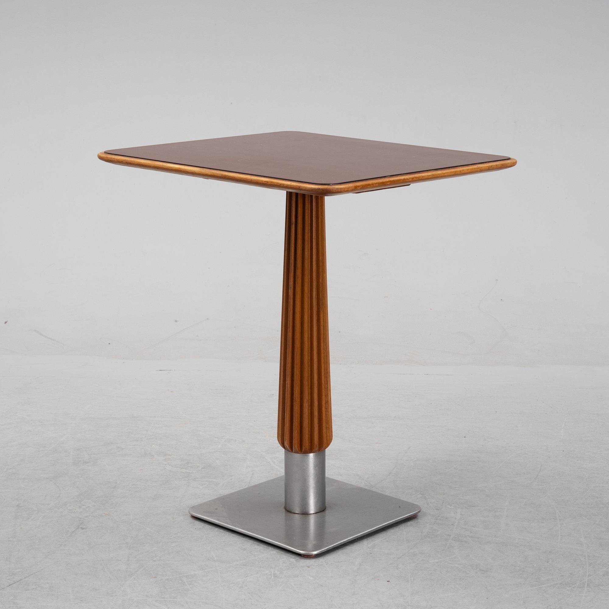 Cafébord/sidobord, Funkis, 1940-tal.