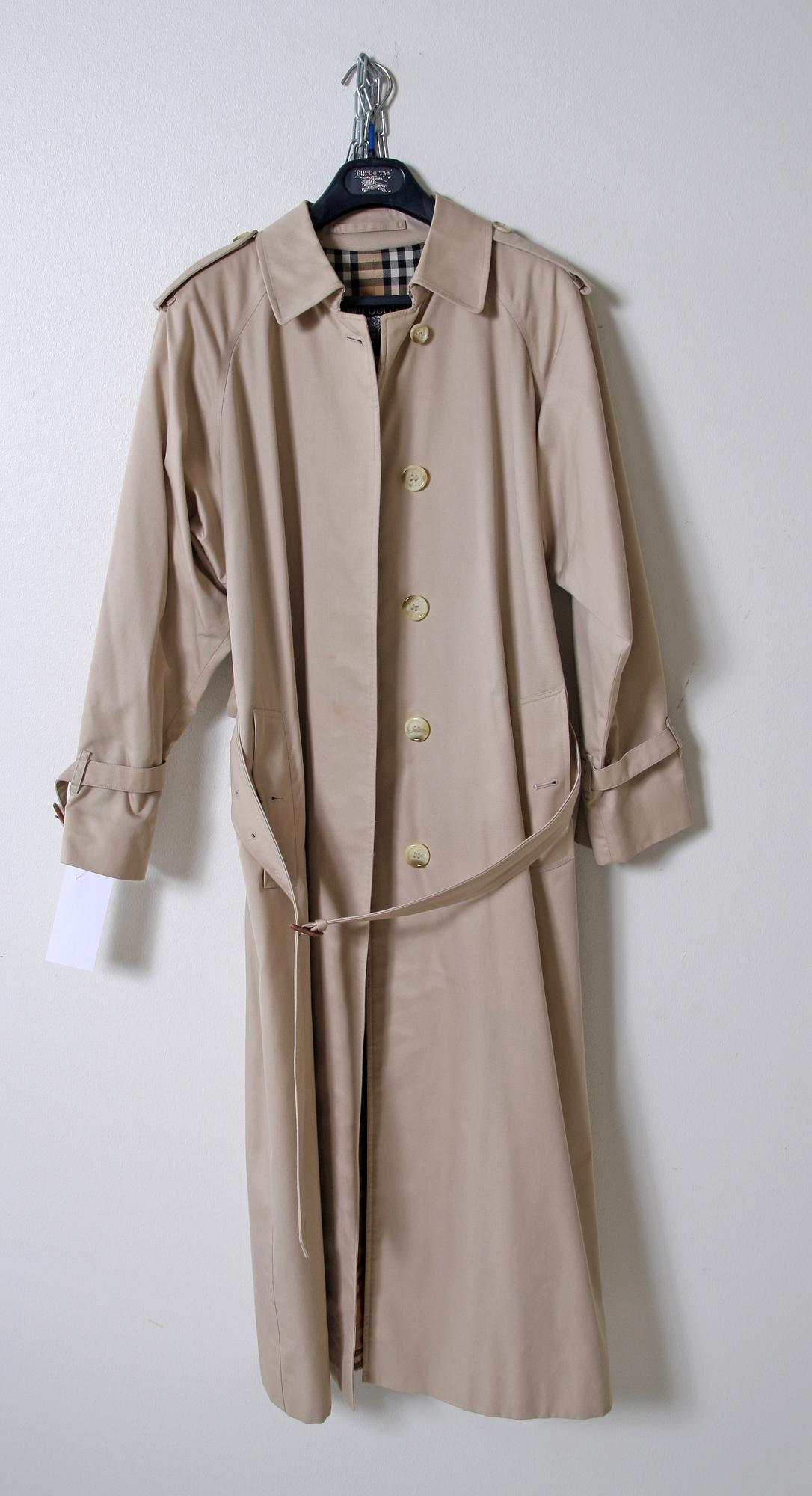 DAMROCK, Burberry.