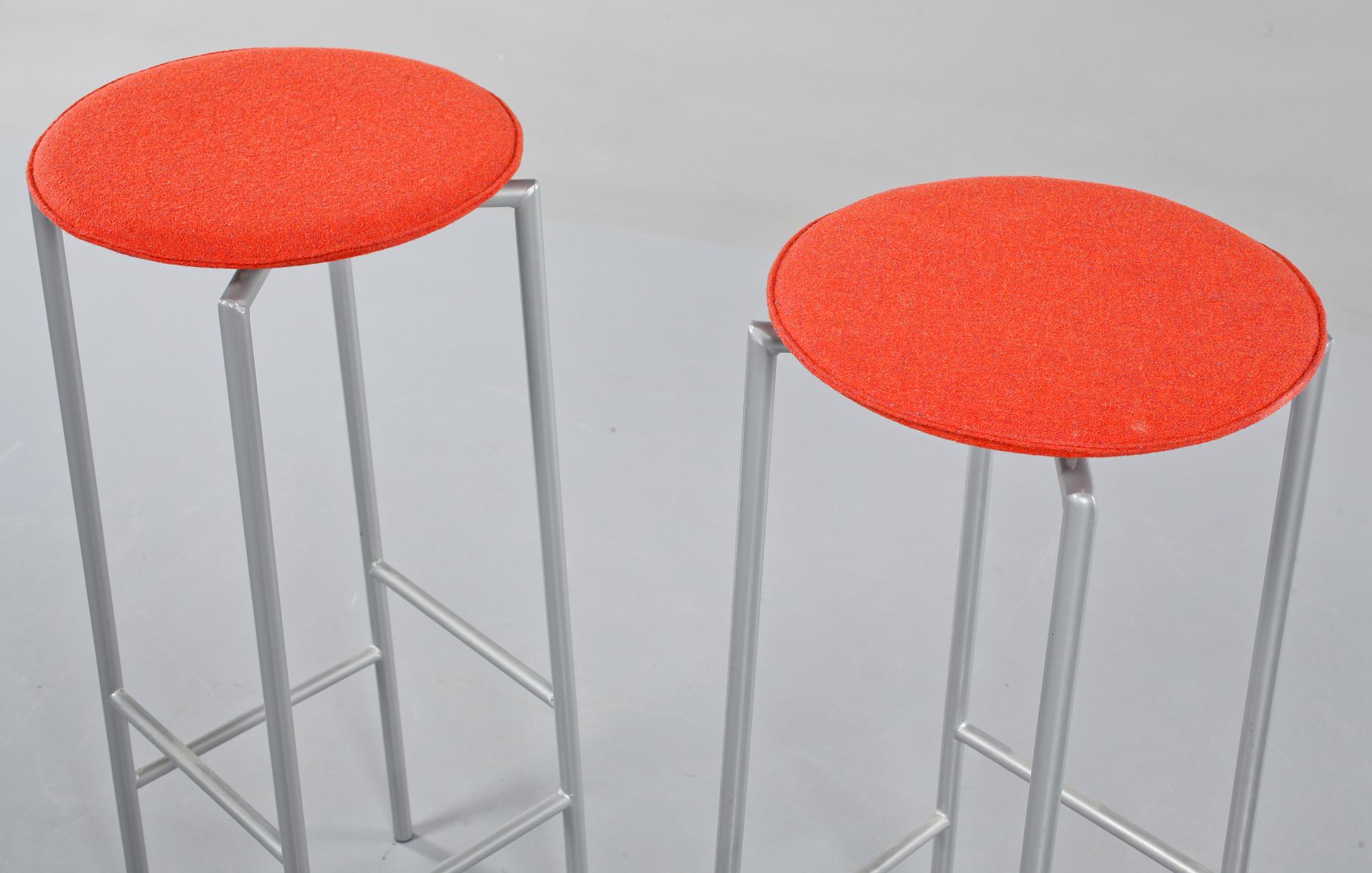 BARPALLAR, ett par, "Cobra",  Källemo, 2000-tal.