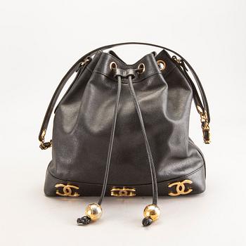 Chanel,.