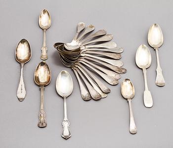 SKEDAR, 22 st, silver, 1800-tal. Vikt 1239 g.