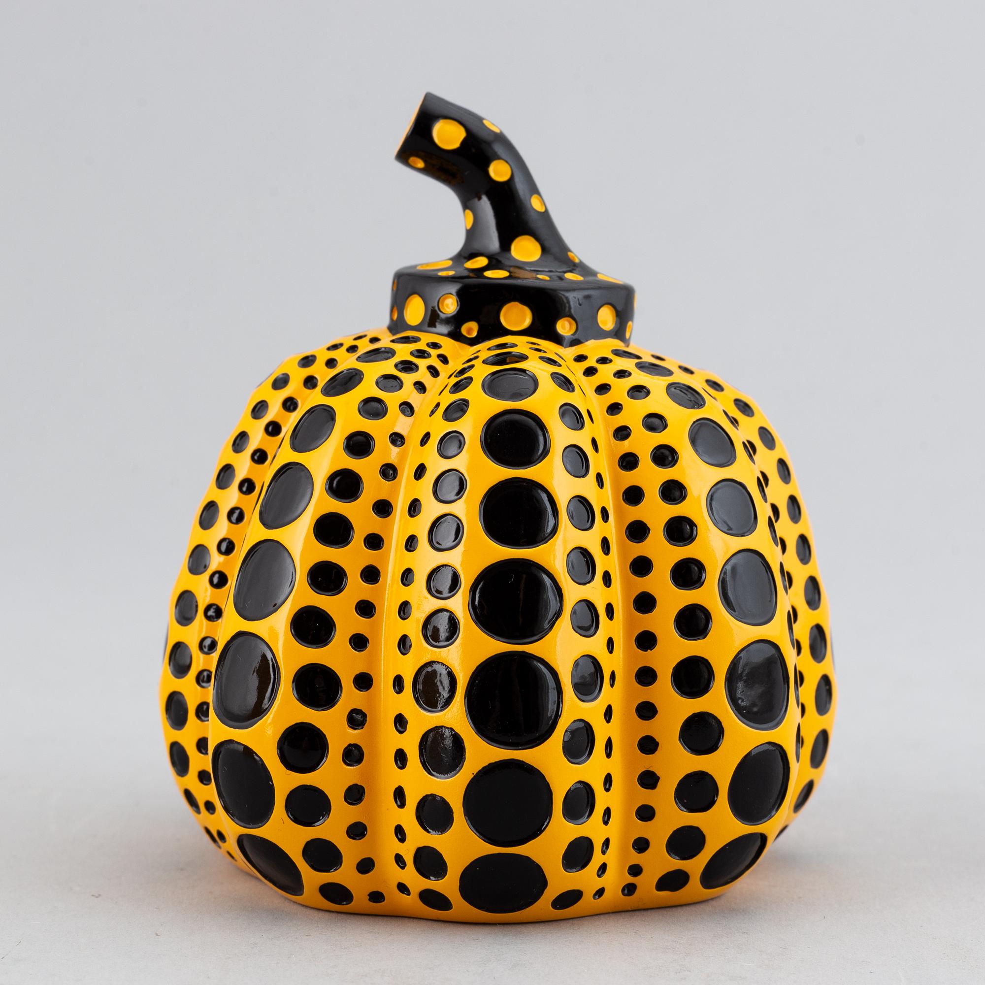 Yayoi Kusama, efter, objekt/multipel,"Pumpkin", utgiven av Benesse Holdings Inc, Naoshima, Japan, 2013.