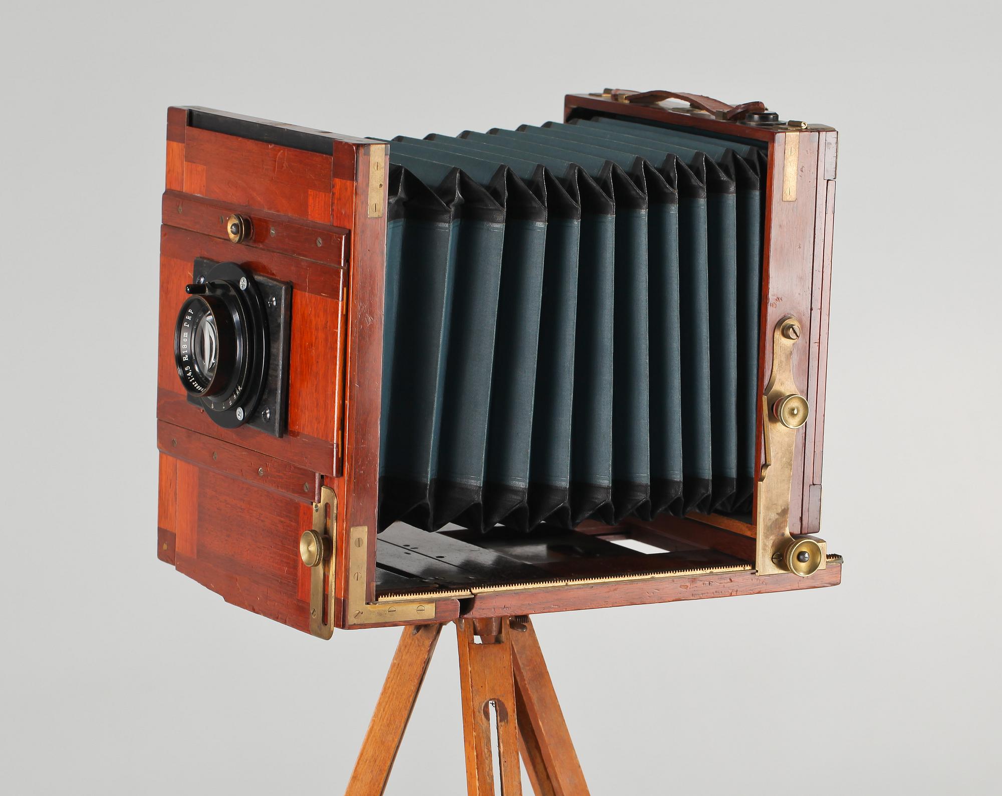 FÄLTKAMERA, 1900-talets första kvartal.