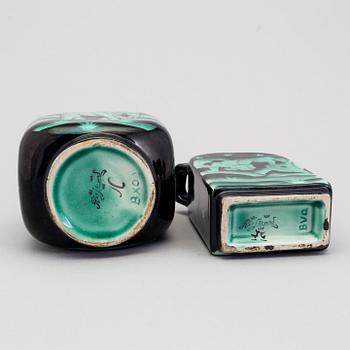 ILSE CLAESSON, 2 vaser, "Serie V", flintgods. Rörstrand 1930-tal.