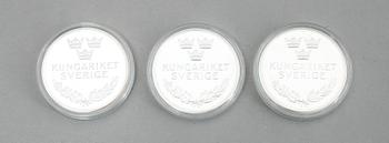 MINNESMYNT, 24 st, silver, "Kungariket Sverige". Tot vikt ca 624 g.